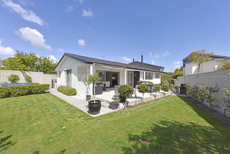 14 Harrowdale Drive, Avonhead, Christchurch - Carousel 2
