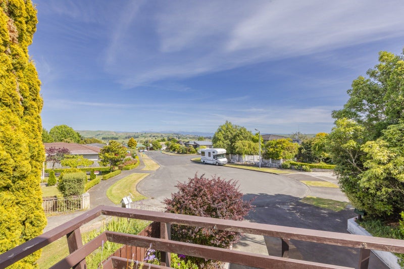 11 Mount View Place, Waipukurau - Carousel 1
