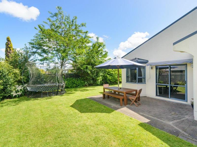 100 Summerhill Drive, Fitzherbert, Palmerston North - Carousel 26