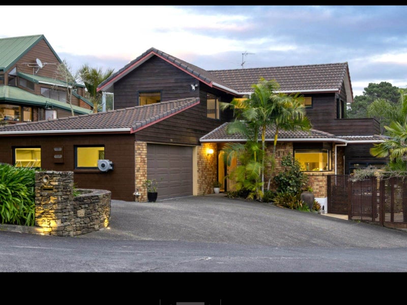 2/0 Park Rise, Campbells Bay, Auckland - Carousel 2