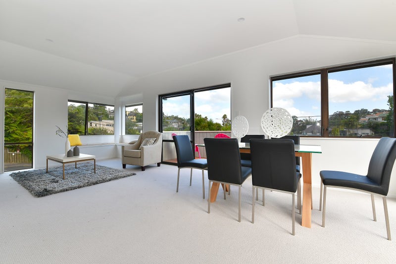 84 Beach Road, Castor Bay, Auckland - Carousel 2