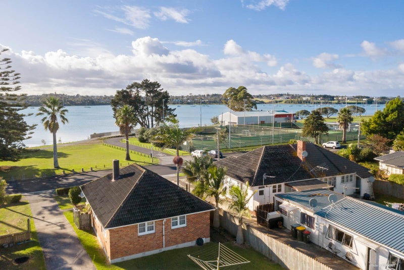 69 Dunkirk Road, Panmure, Auckland - Carousel 2