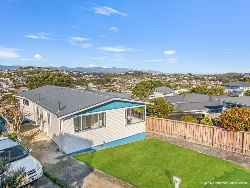 4 Glenamoy Crescent, Johnsonville, Wellington - Carousel 1