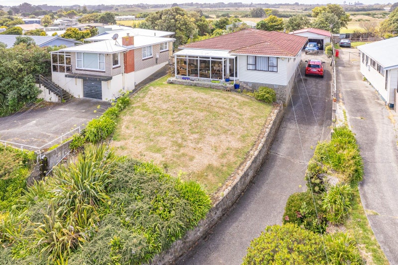 138 Cornfoot Street, Castlecliff, Whanganui - Carousel 1