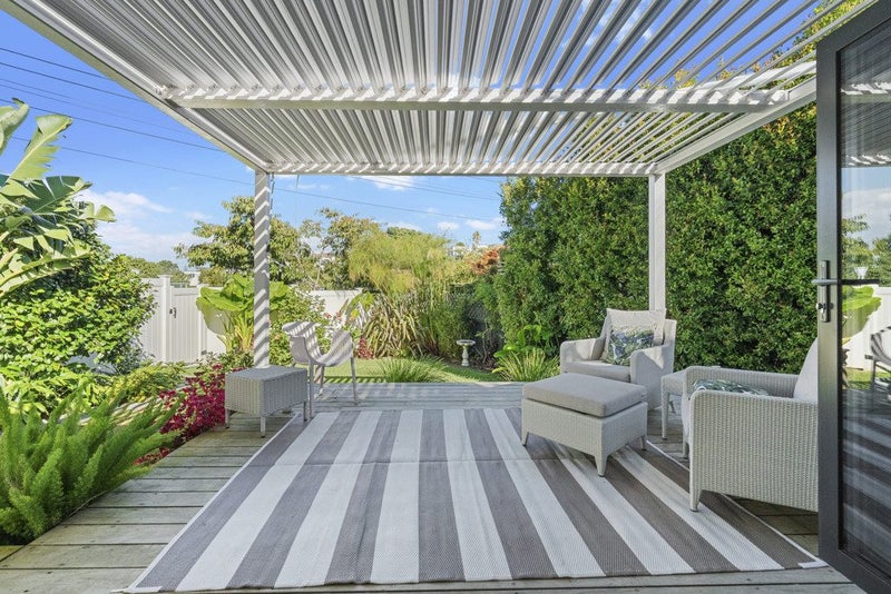 1/2 Heathcote Road, Castor Bay, Auckland - Carousel 2