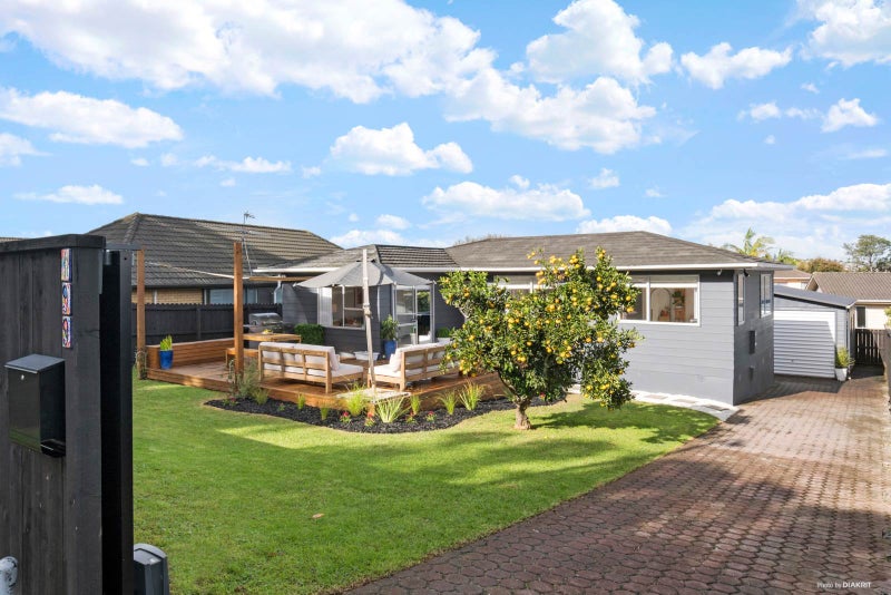 199 Gills Road, Half Moon Bay, Auckland - Carousel 1