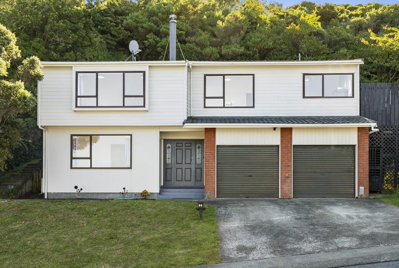 11 Mclintock Street, Johnsonville, Wellington - Carousel 1