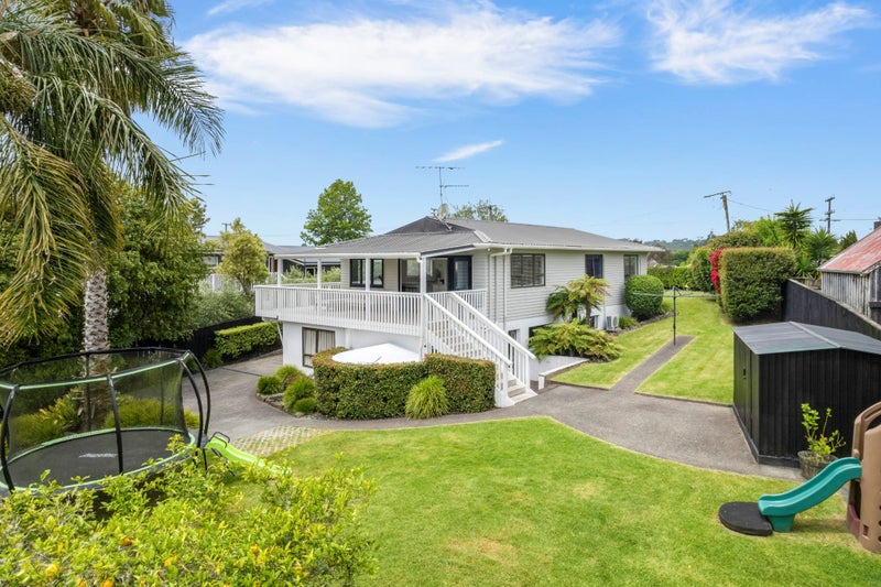 24 School Road, Riverhead, Riverhead - Carousel 2