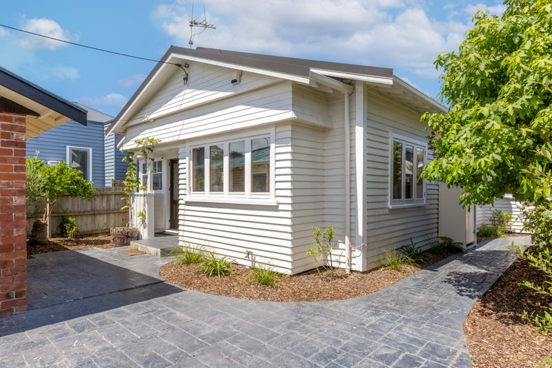 9 Lonsdale Street, New Brighton, Christchurch - Carousel 2