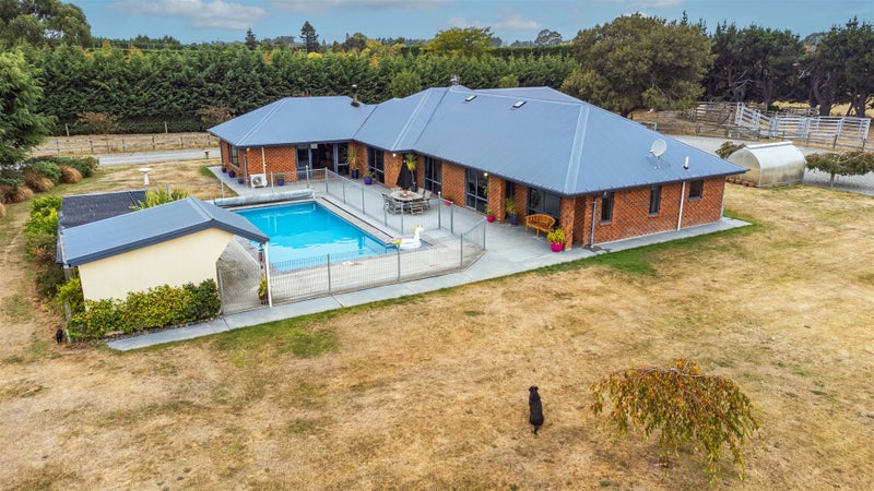 541 Hoskyns Road, Christchurch - Carousel 2