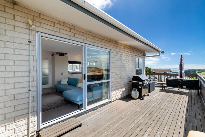 55 Wade River Road, Stanmore Bay, Whangaparaoa - Carousel 2