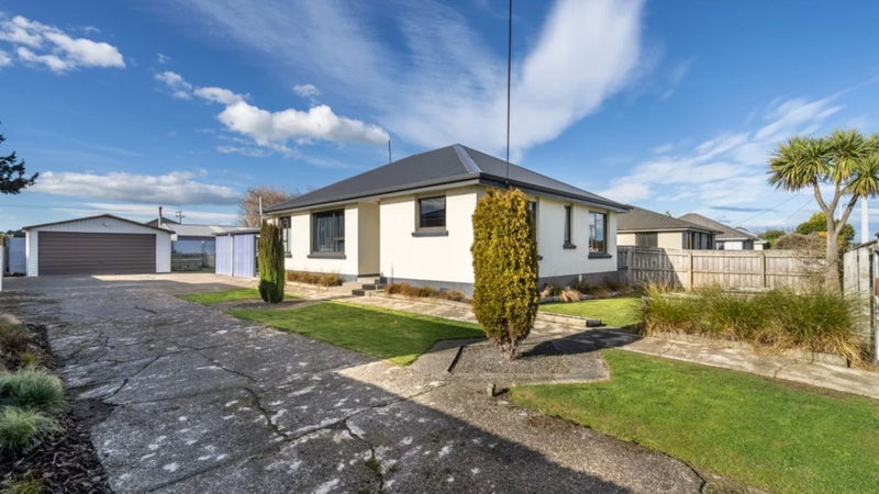 69 Stobo Street, Grasmere, Invercargill - Carousel 1