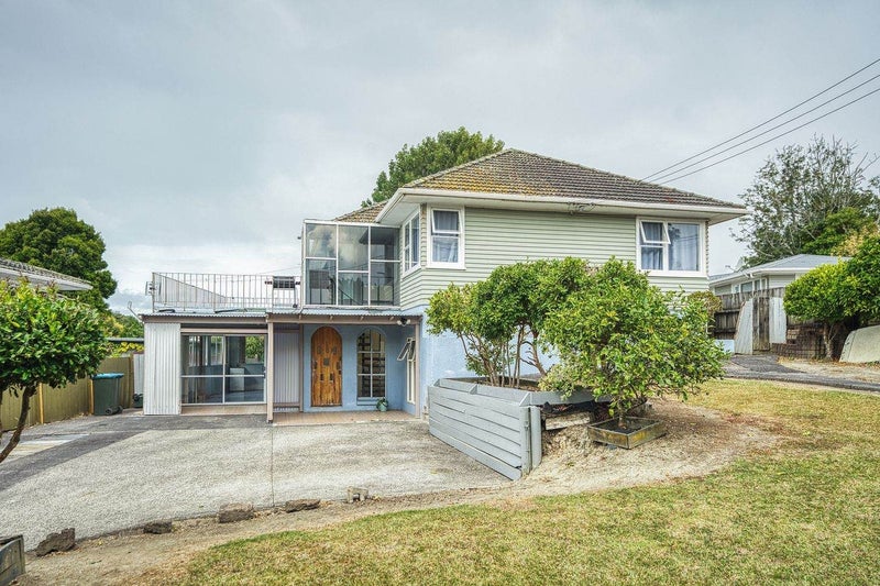 8 Condliffe Place, New Windsor, Auckland - Carousel 1