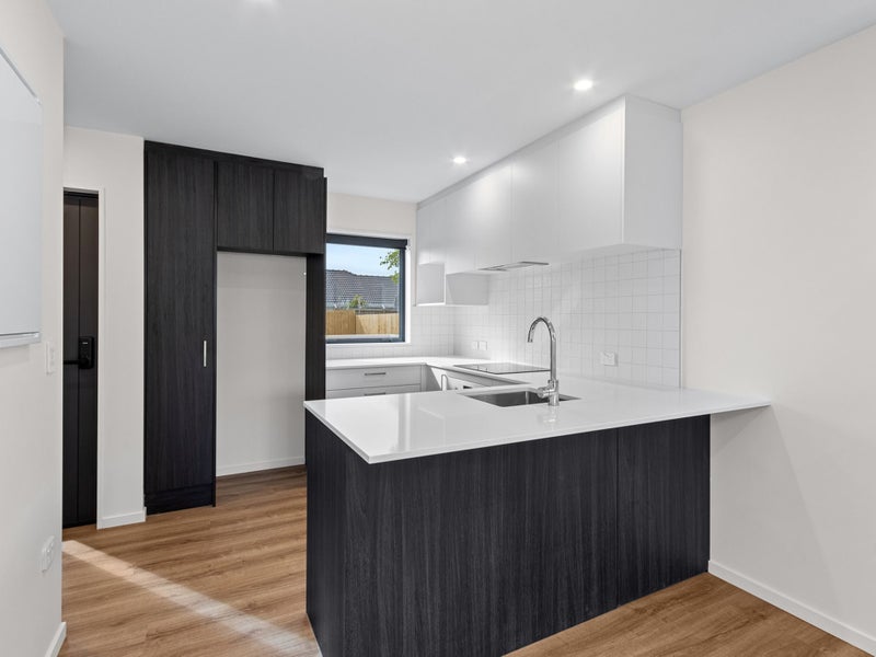 1/9A Maronan Street, Woolston, Christchurch - Carousel 2