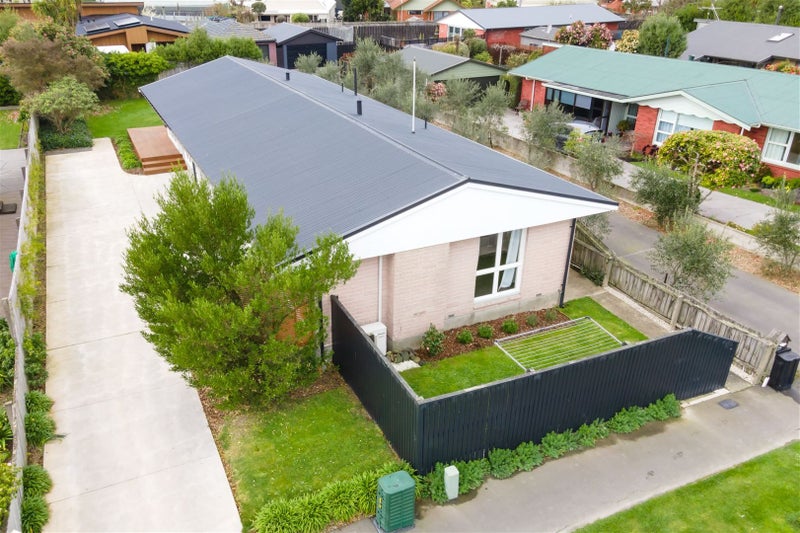 1/23 Landsdowne Terrace, Cashmere, Christchurch - Carousel 2