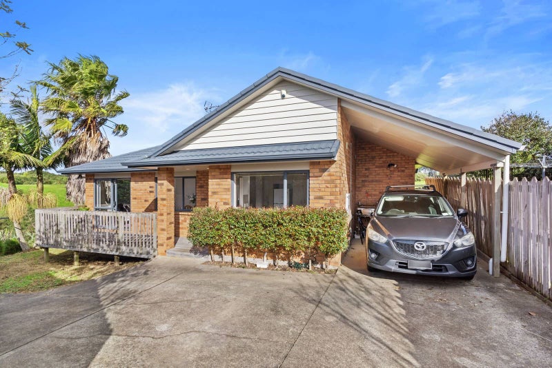 12A Midvale Place, Burswood, Auckland - Carousel 1