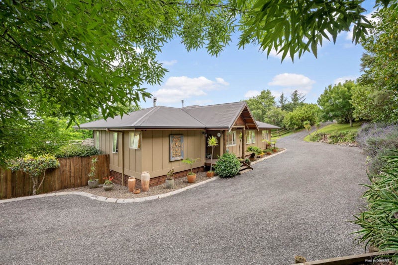 759 Wairamarama, ONEWHERO, TUAKAU - Carousel 1