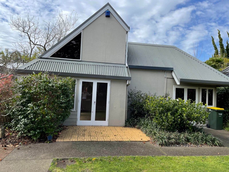 1/60 Shakespeare Road, Milford, Auckland - Carousel 9