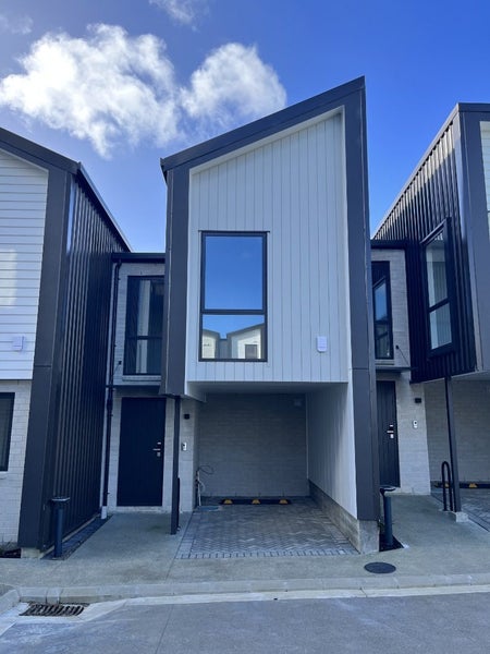 8/32B Westgate Drive, Westgate, Auckland - Carousel 14