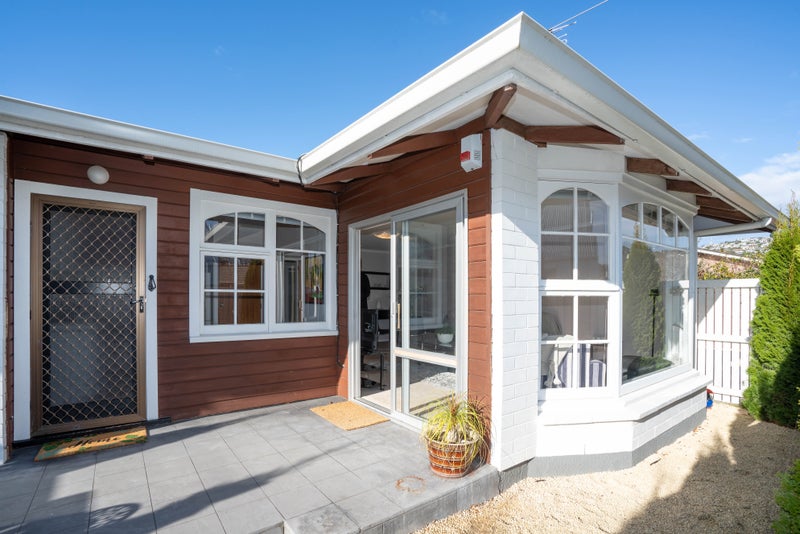 1B Thorrington Lane, Cashmere, Christchurch - Carousel 2