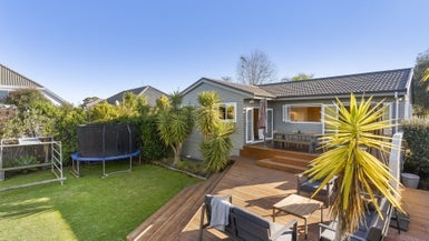130 Wellington Street, Howick, Auckland - Carousel 1