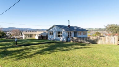 56 Thomas Crescent, Western Heights, Rotorua - Carousel 1