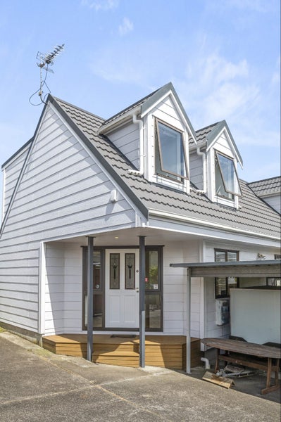 89A Fowlds Avenue, Sandringham, Auckland - Carousel 2