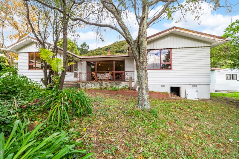 44 Cleary Street, Waterloo, Lower Hutt - Carousel 1