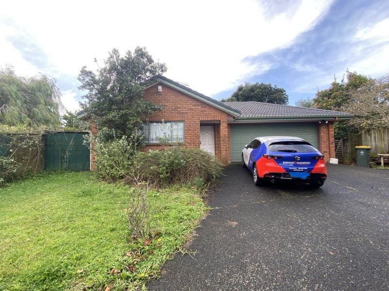 17 Ashland Place, Weymouth, Auckland - Carousel 1