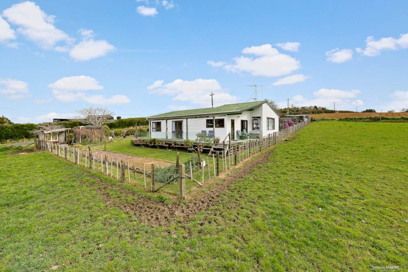 76 Logan Road, Tuakau - Carousel 1