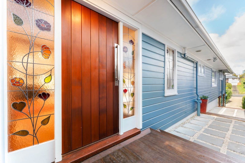 9 Agathis Ave, Mairangi Bay, North Shore City - Carousel 2