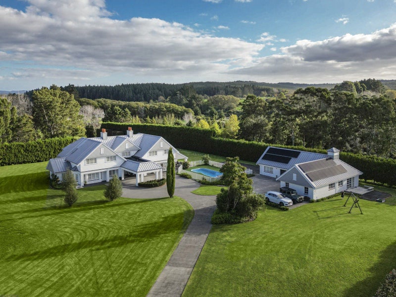 7 Lewis Lane, Albany - Carousel 1