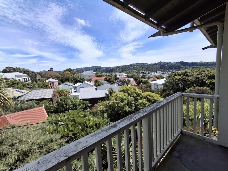 36 Lawrence Street, Newtown, Wellington - Carousel 2