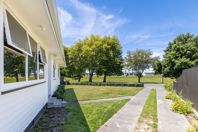 61 Westminster Avenue, Tamatea, Napier - Carousel 15