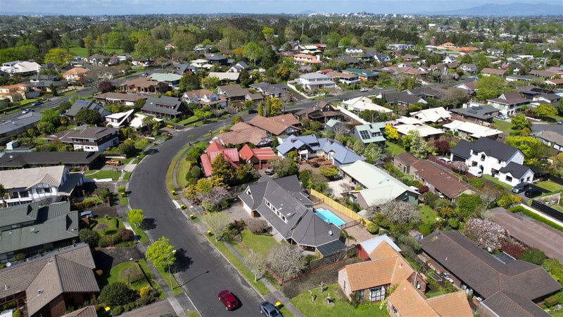 29 Ellerslie Avenue, Chartwell, Hamilton - Carousel 34