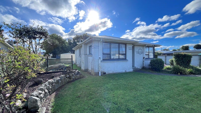 22 Constitution Avenue, Milton - Carousel 2