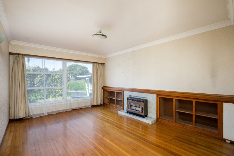 64 Brois Street, Frankleigh Park, New Plymouth - Carousel 23