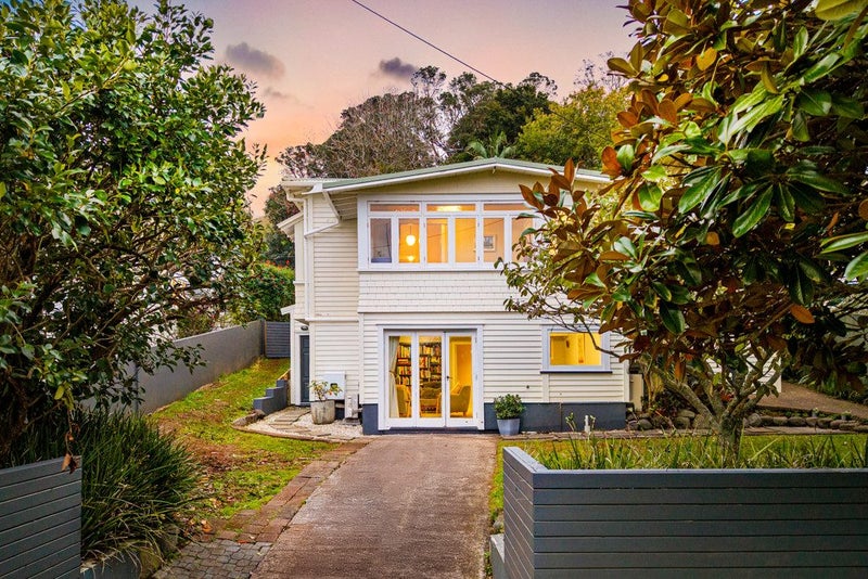 29 Mount Royal Avenue, Mount Albert, Auckland - Carousel 2
