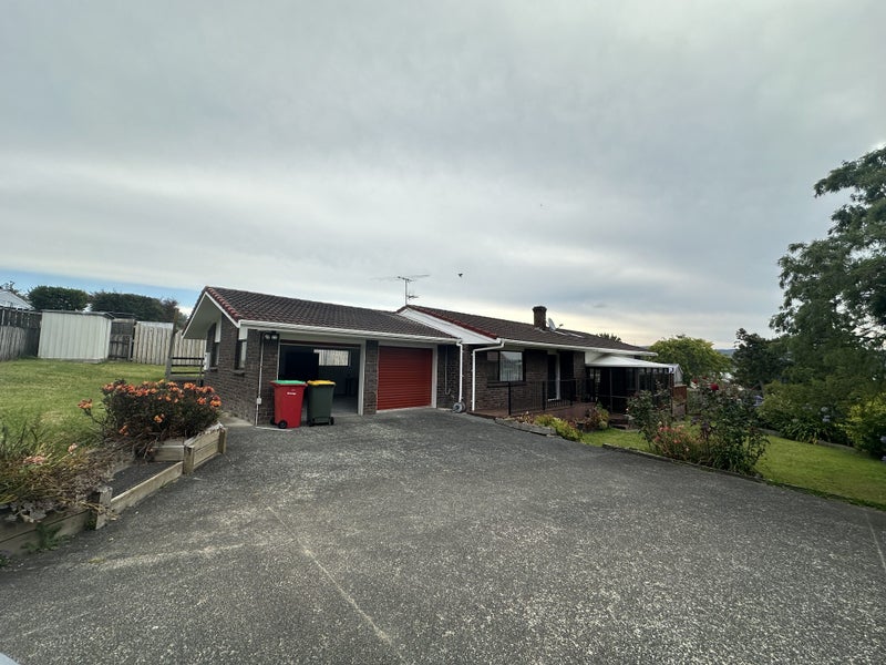 59A View Road, Henderson, Auckland - Carousel 2