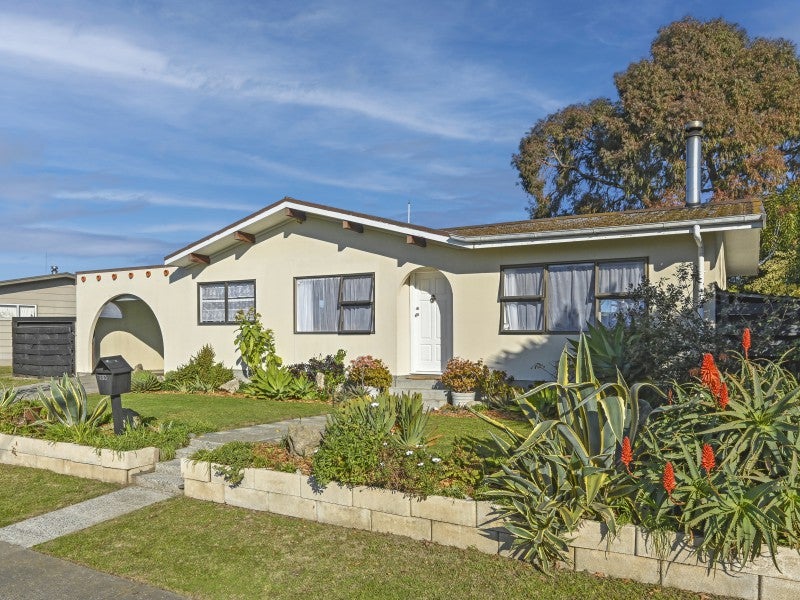 219 Flaxmere Avenue, Flaxmere, Hastings - Carousel 1