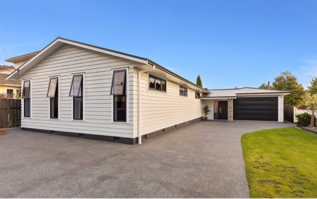 54 Horoeka Street, Stokes Valley, Lower Hutt - Carousel 1
