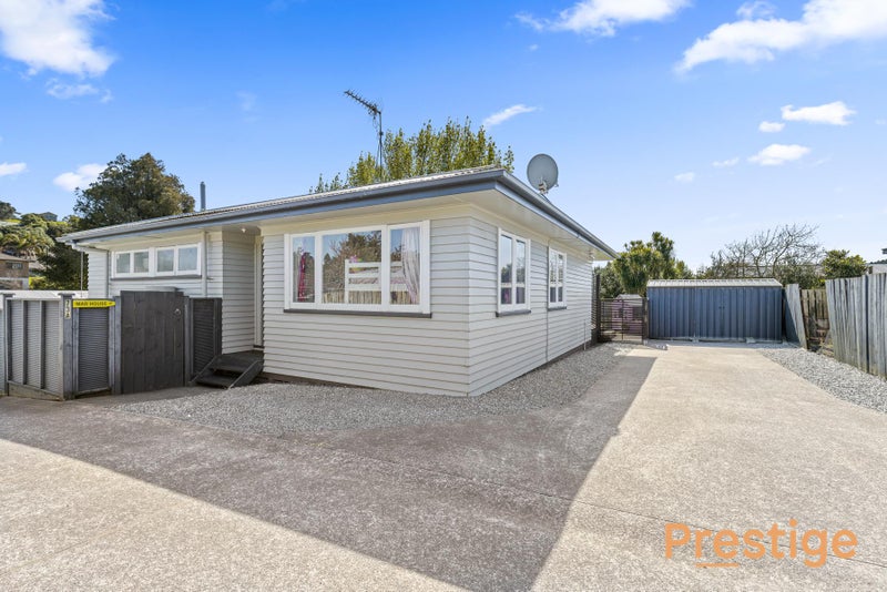 73A Awaroa Road, Sunnyvale, Auckland - Carousel 1