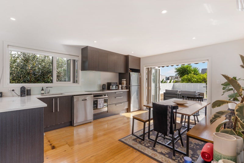 7 Sussex Street, Grey Lynn, Auckland - Carousel 2