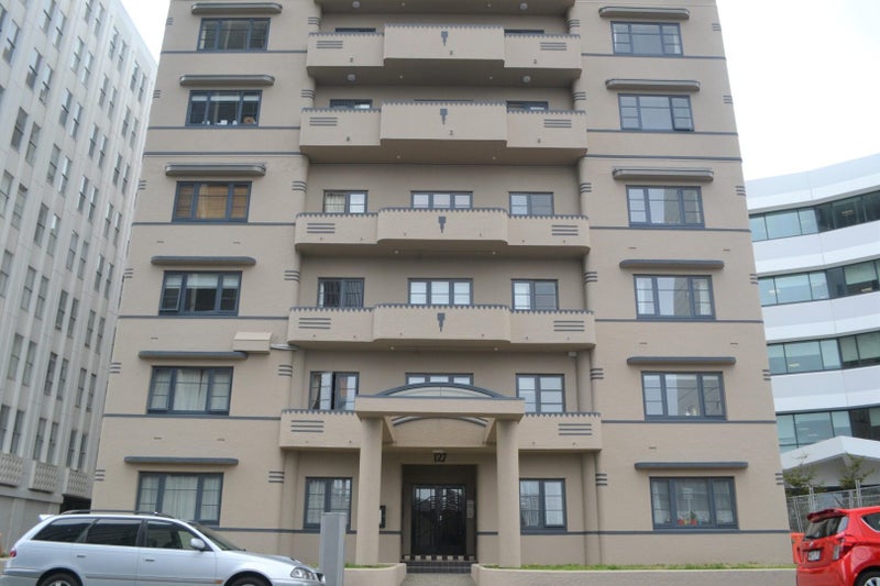 20/127 Molesworth Street, Thorndon, Wellington - Carousel 11