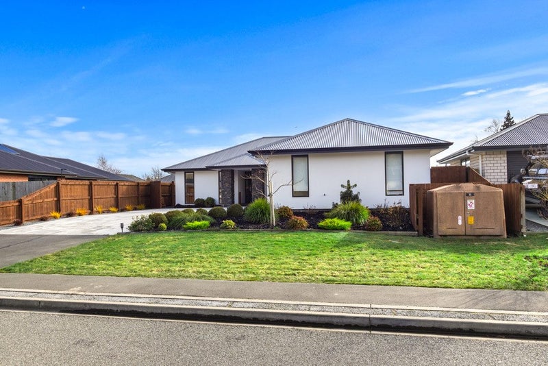 33 Geoff Geering Drive, Netherby, Ashburton - Carousel 32