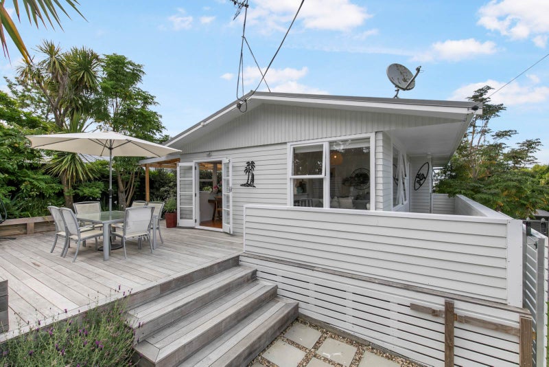 73A Vipond Road, Stanmore Bay, Whangaparaoa - Carousel 1