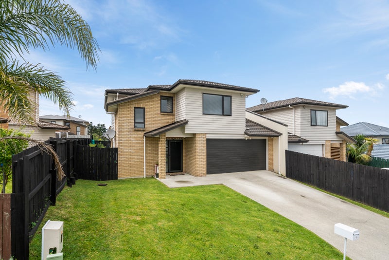 4 Staten Place, Mangere, Auckland - Carousel 1