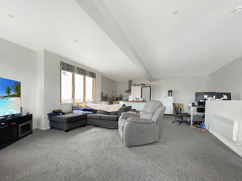 7E Austin Street, Mount Victoria, Wellington - Carousel 2