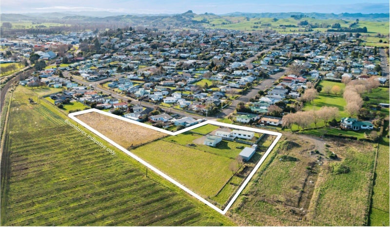 25 Woburn Street, Waipukurau, Waipukurau - Carousel 1