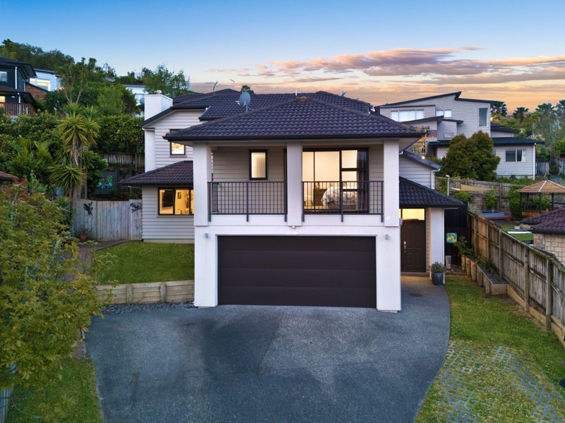 10 Finsbury Place, Henderson, Auckland - Carousel 1